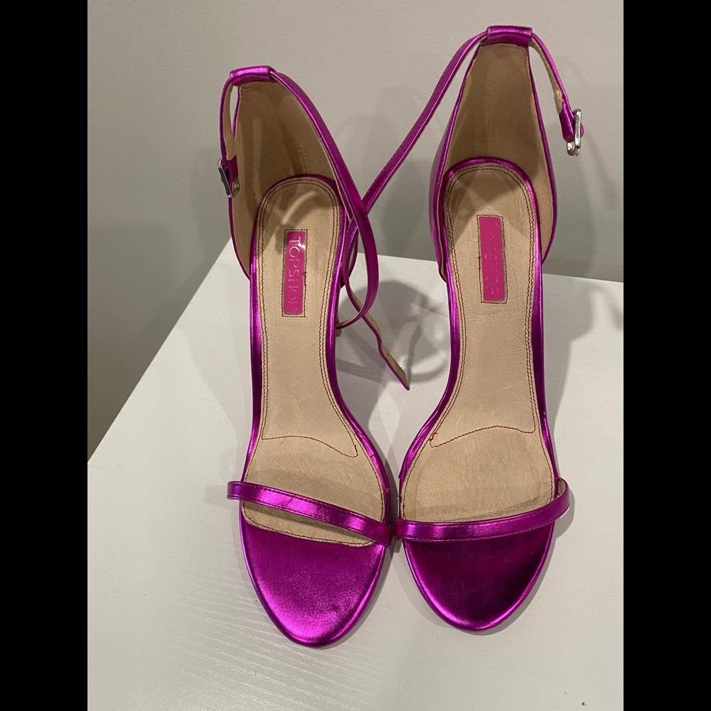 Topshop heels in metallic magenta. Size 40